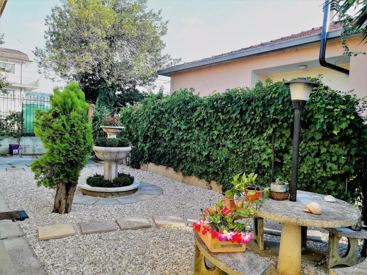 Апартаменты Casa Licinia Сан-Джованни-Театино Экстерьер фото